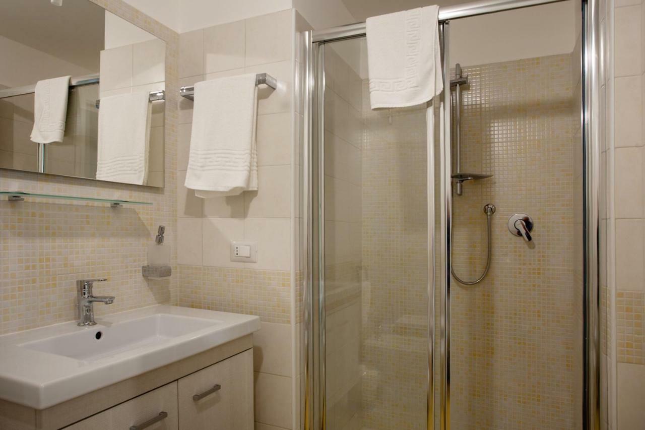 B&B A Due Passi Dal Mare Catona Di Reggio Calabria Dış mekan fotoğraf