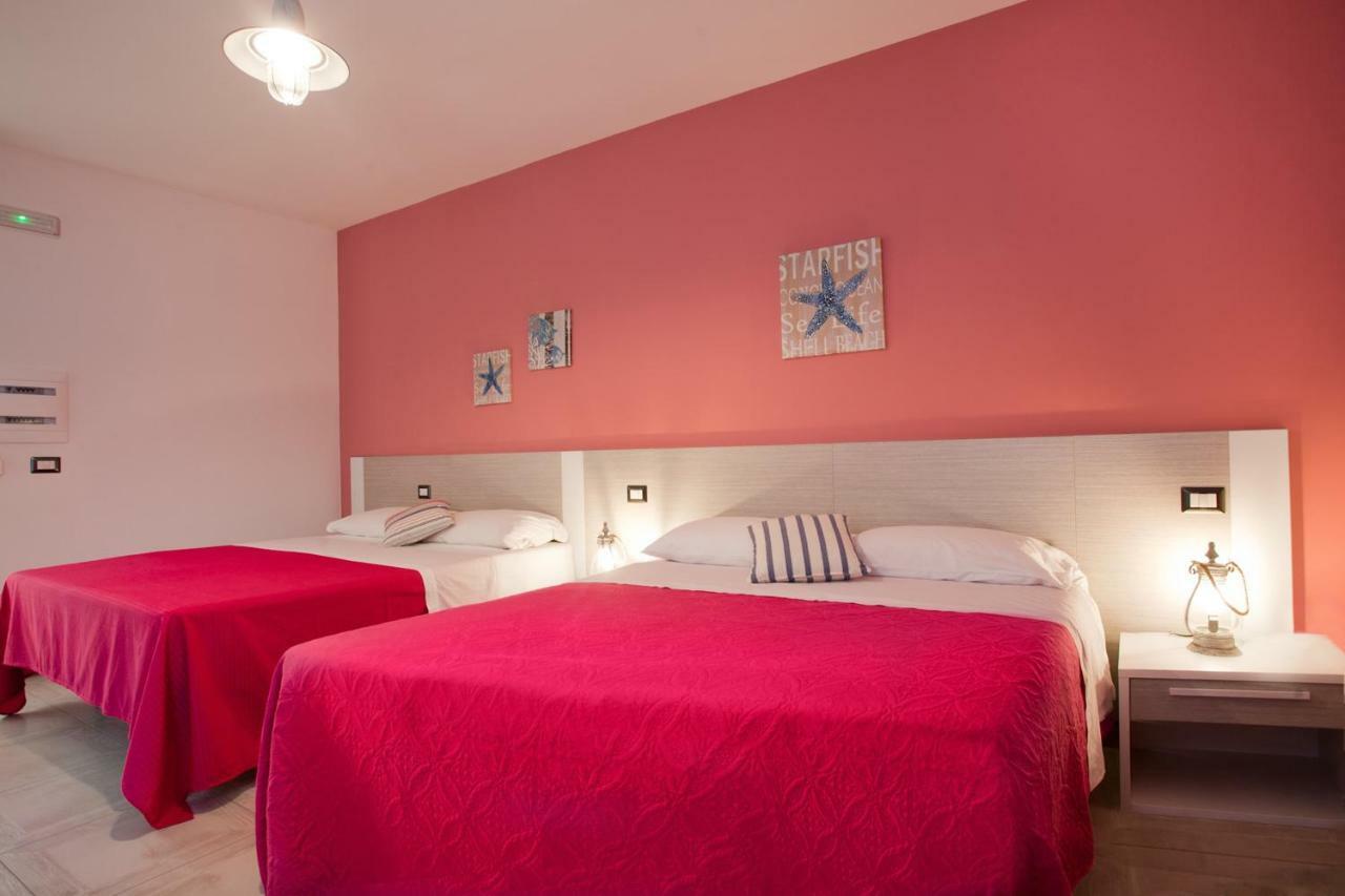 B&B A Due Passi Dal Mare Catona Di Reggio Calabria Dış mekan fotoğraf